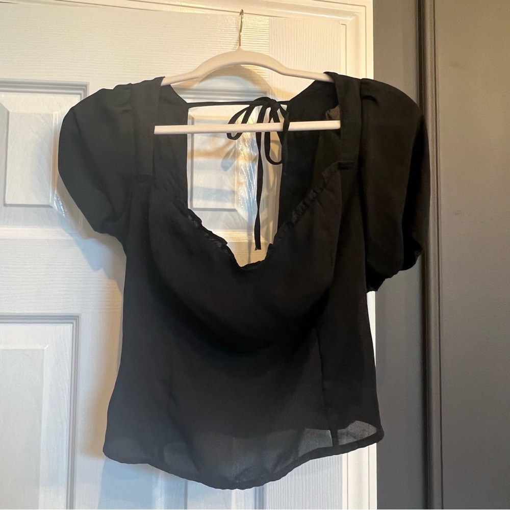 Black Abercrombie top with tie